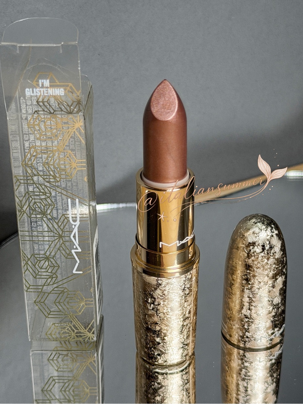 MAC I'm Glistening Lipstick Rare Discontinued LE Holiday Collection Rare NIB